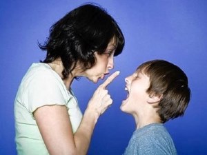 Afbeelding van een moeder met een zoon met een verstandelijke beperking