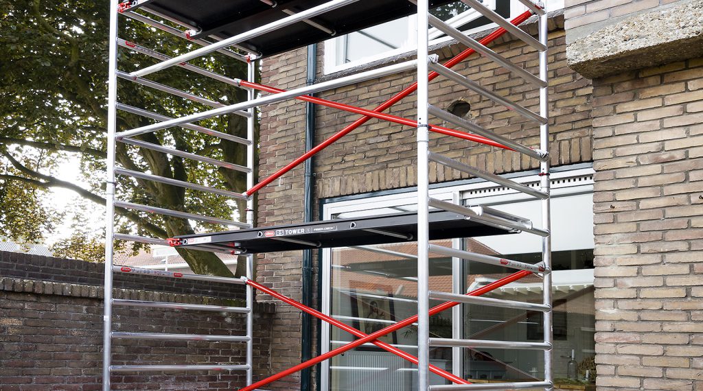 Voorall wil andere regels over steigers die langdurig stoepen bezetten